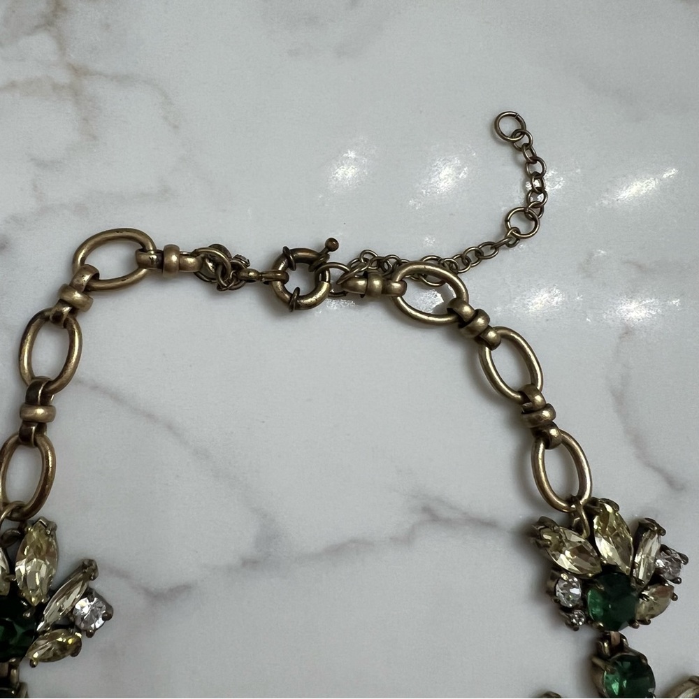 J.Crew Floral Cluster Crystal Statement Necklace - 1 Stone Missing - Picture 3 of 8